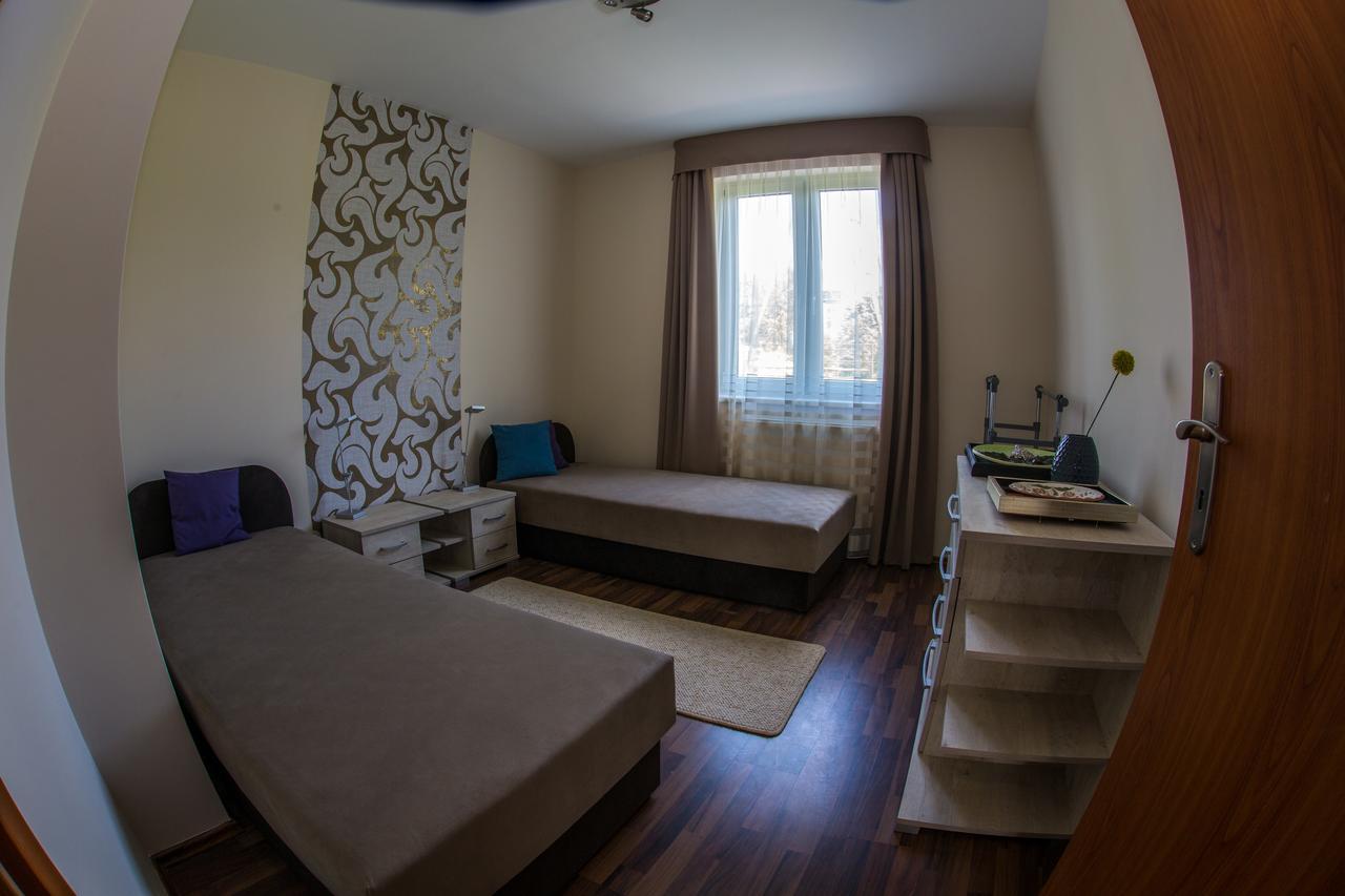 Aqua Line Apartmanhaz Hajduszoboszlo Luaran gambar