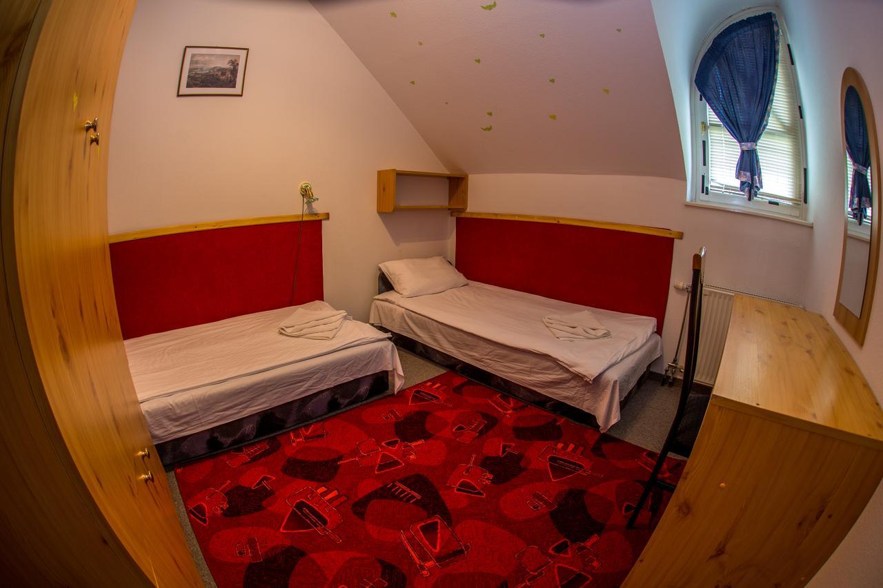 Aqua Line Apartmanhaz Hajduszoboszlo Luaran gambar