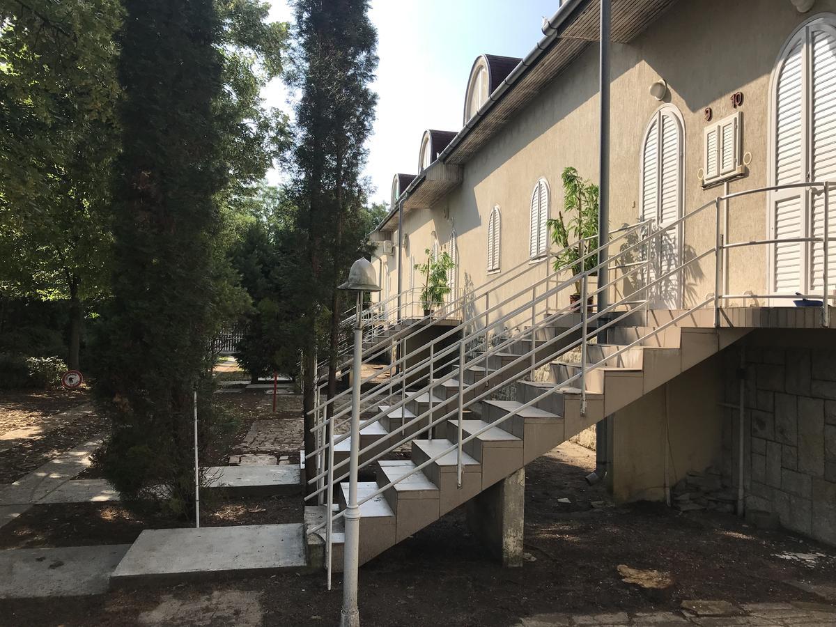 Aqua Line Apartmanhaz Hajduszoboszlo Luaran gambar