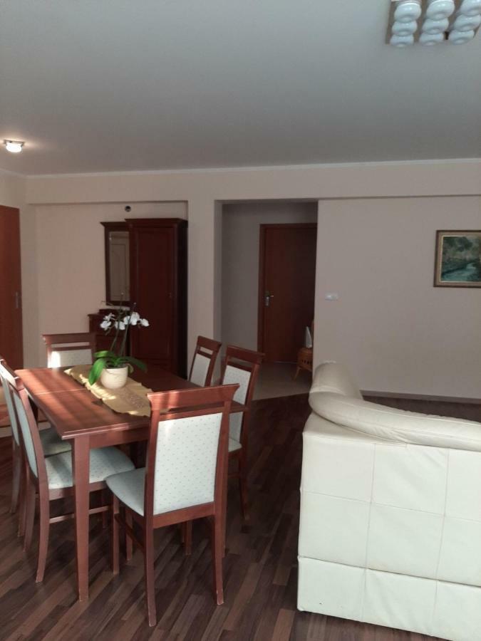 Aqua Line Apartmanhaz Hajduszoboszlo Luaran gambar