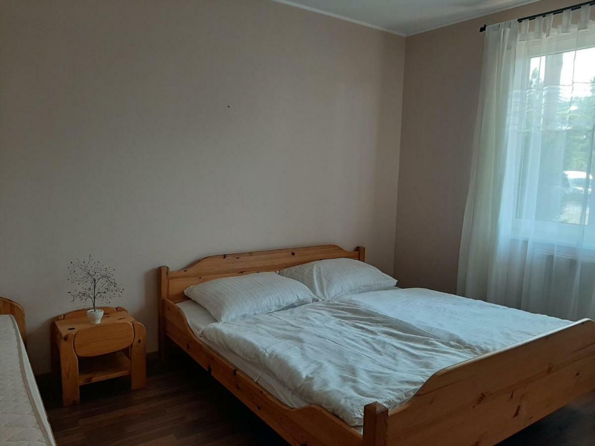 Aqua Line Apartmanhaz Hajduszoboszlo Luaran gambar